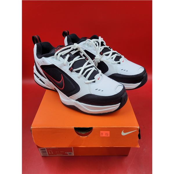 Nike Air Monarch IV Shoes