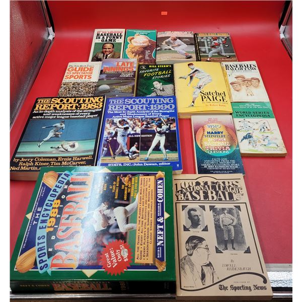 Lot of Assorted VTG Baseball Books & Guides