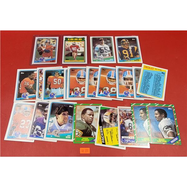 Lot of Assorted Baseball Cards w/ Clark, Bosa, Greene, & More