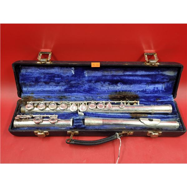 Gemeinhardt M2 Flute w/ Case