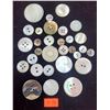 Image 1 : Lot of Assorted Antique Mother of Pearl Buttons
