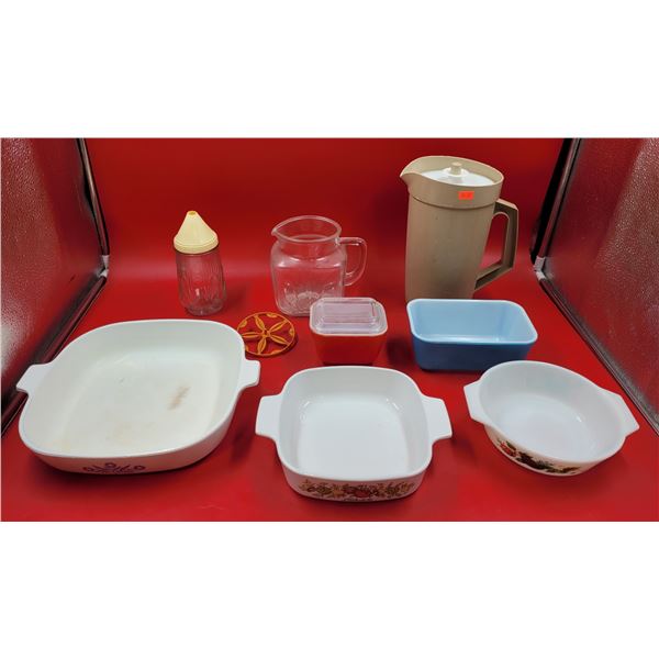 Lot of VTG Kitchenware w/ Plastic Pitcher, Pyrex Refrigerator Dish, Corning Ware, & More