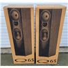 Image 1 : 2 KEF Q65 Floor Speakers
