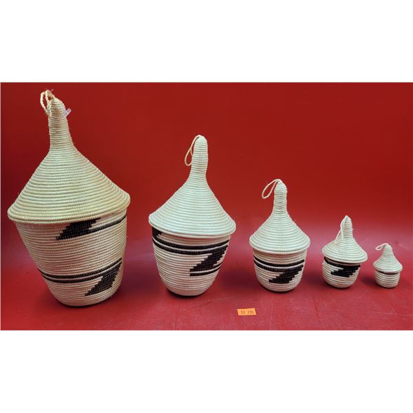5 Hand-Woven Rwandan Peace Nesting Baskets