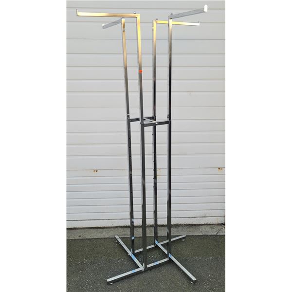 Floorstanding 4-Way Clothing Rack