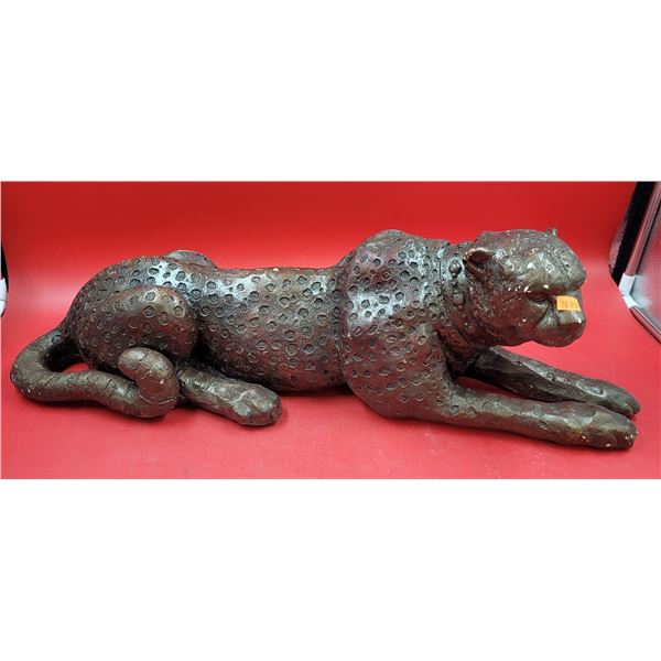 Chalkware Cheetah Statue