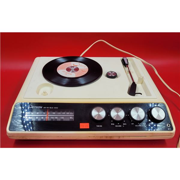 VTG Detson Radio-Phonograph