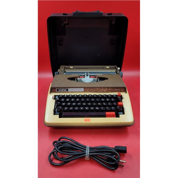 Brother Power Carriage Electric 4500 Typewriter