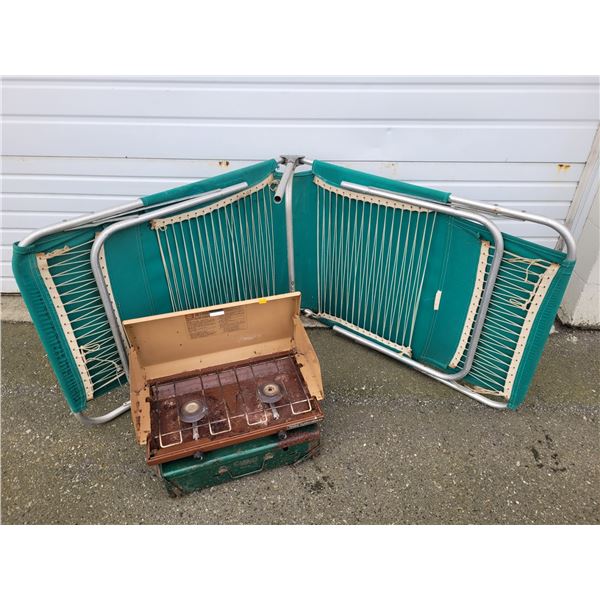 VTG Camping Lot w/ Lawn Chair & 2 Camp Stoves (Primus & Coleman)