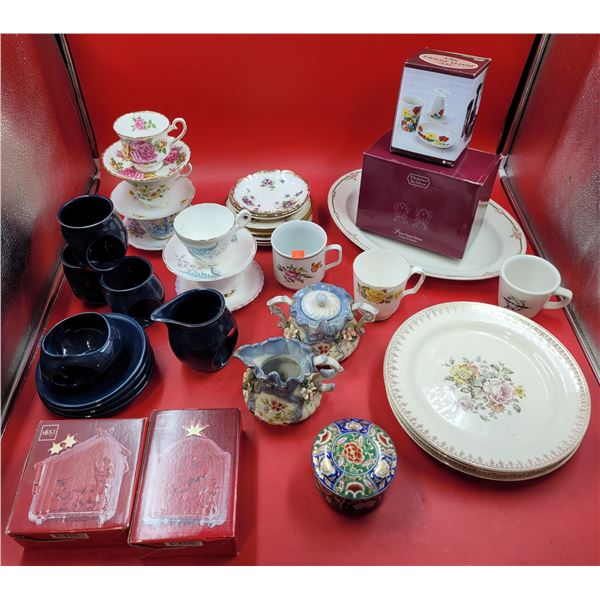 Lot of Glass & China