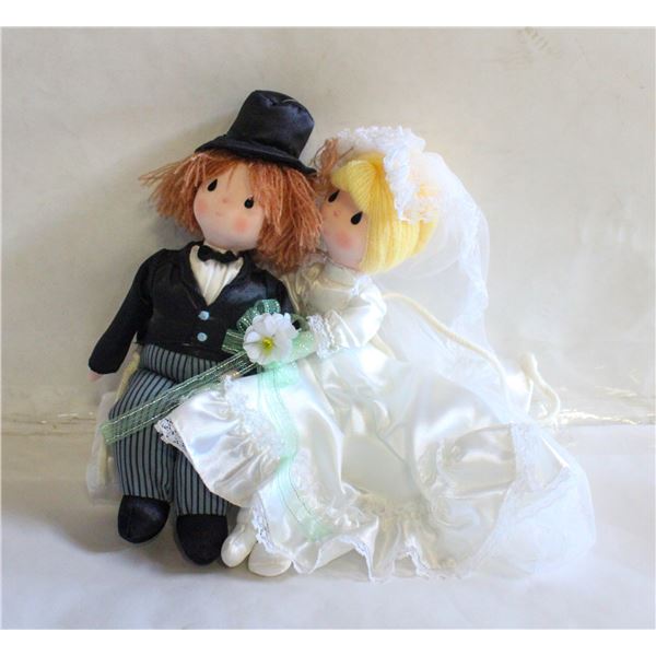 VINTAGE RUSS BERNIE "BRIDE & GROOM" DOLL ON SWIN