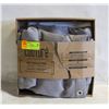 Image 1 : NEW W BOX 3PC SHOWER CURTAIN SET