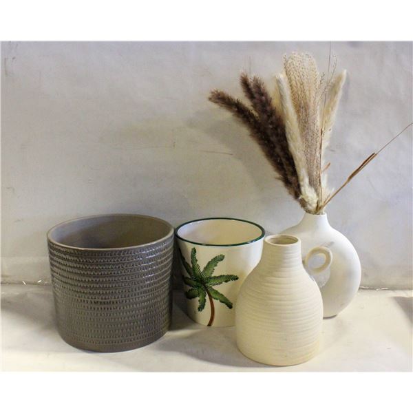 4 POTTERY VASES ASSORTED