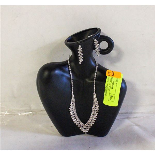 JEWELRY DISPLAY WITH  NECKLACE AND EARRINGS SET
