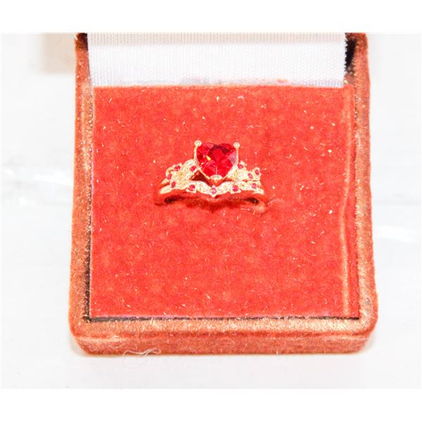SET OF2 HEART SHAPED RINGS SZ8