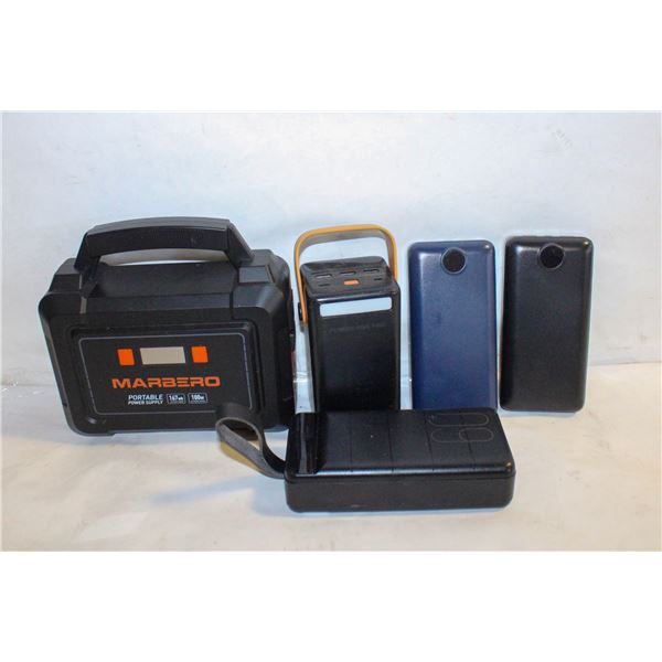 BOX OF POWER BANKS