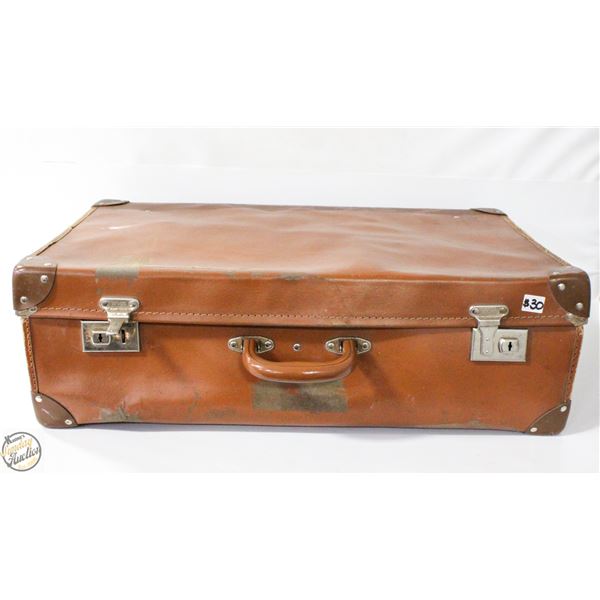 VINTAGE LEATHER SUITCASE