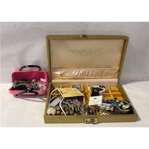 ESTATE COSTUME JEWELRY