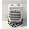 Image 1 : HOMETRENDS 1500 WATT OSCILLATING SPACE HEATER