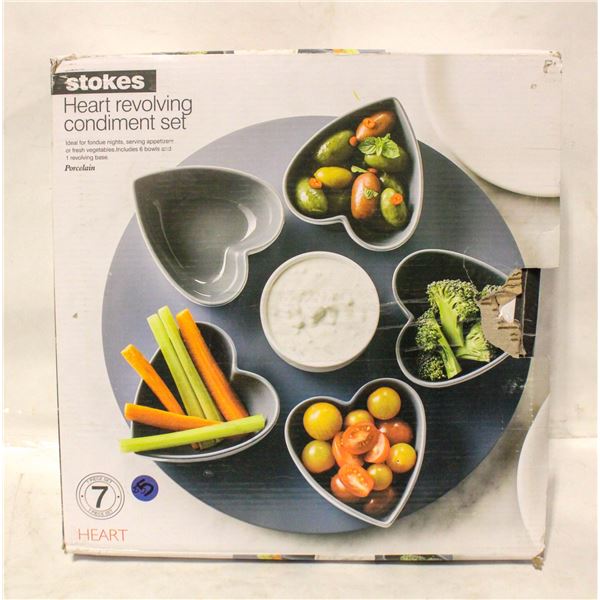 STOKES HEART REVOLVING CONDIMENT SET