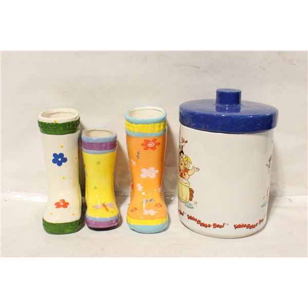 VINTAGE FLINTSTONES CERAMIC COOKIE JAR SOLD WITH 3