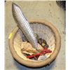 Image 1 : ESTATE WICKER BASKET WITH DECOR PIECES