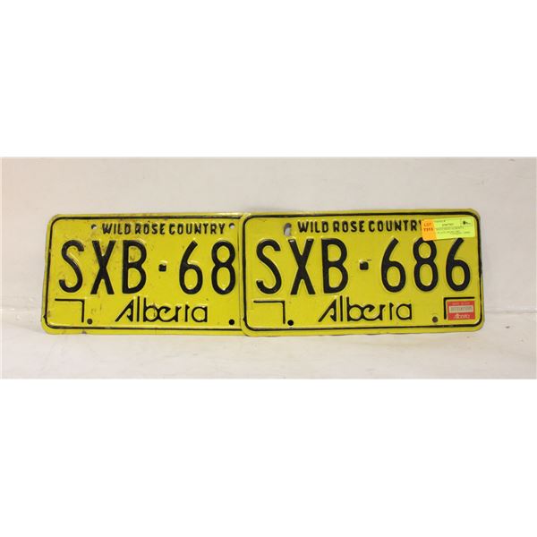 PAIR OF MATCHIGN ALBERTA LICENSE PLATE FROM 1983