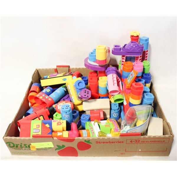OVER 150 PCS BLUESCLUES CASTLE & LEAPFROG