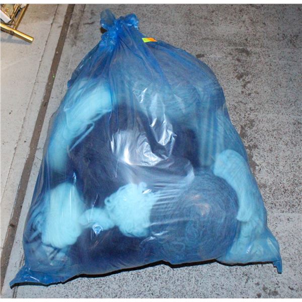 LARGE BAG OF ASSORTED YARN/WOOL