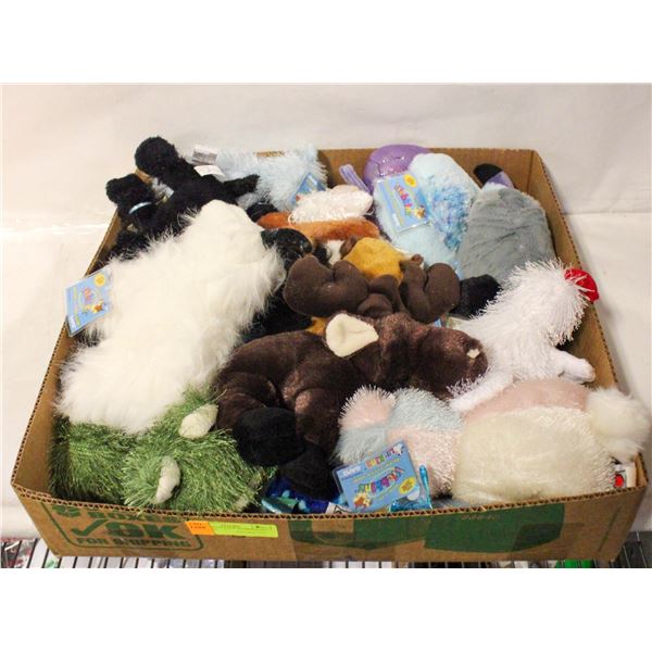 HUGE LOT OF GANZ WEBKINZ ALL NEW WITH