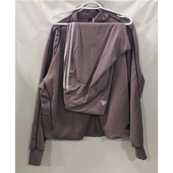 LADIES 3XL ADIDAS SPORT SUIT