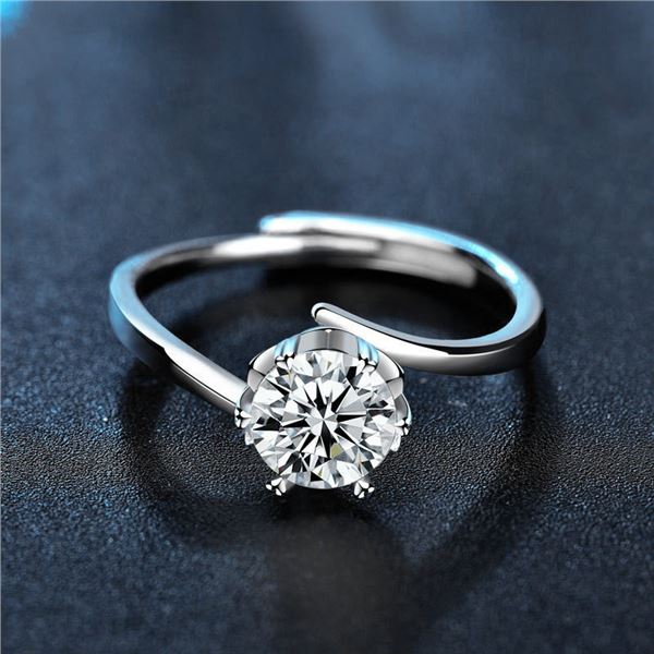 1 CT GRA CERTIFIED ROUND BRILLLIANT MOISSANITE 925S