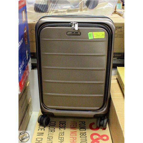 RICARDO CARRY ON LUGGAGE