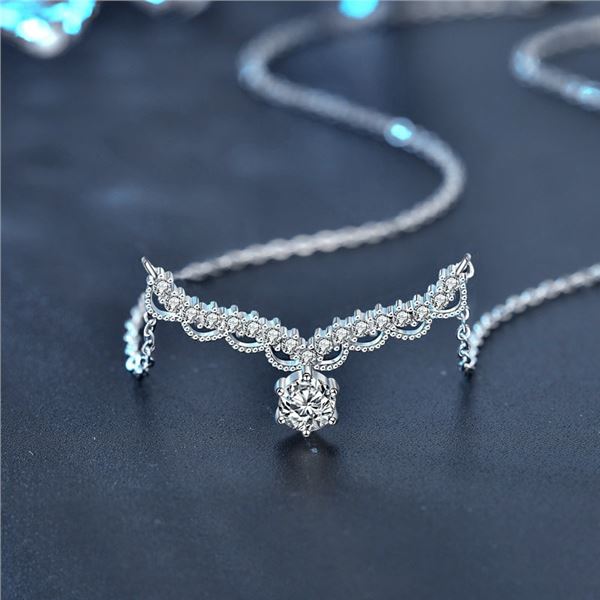 GRA CERTIFIED MODERN DESIGN ROUND BRILLIANT