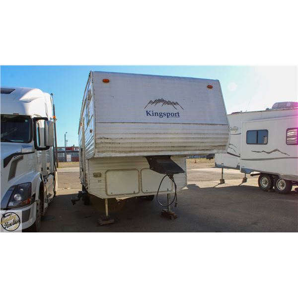 2005 GULFSTREAM COACH KINGSPORT 27FT 5TH WHEEL