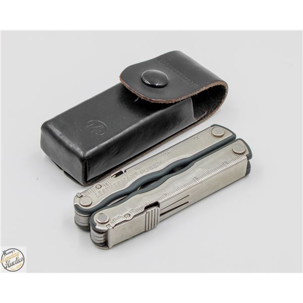 LEATHERMAN FUSE MULTITOOL IN ORIGINAL LEATHER
