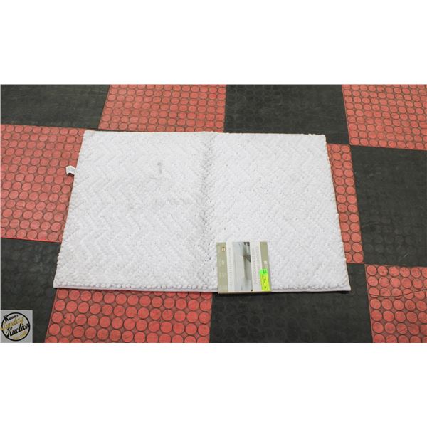 TOWN & COUNTRY CUSHIONED SPA BATH MAT 2 X 3FT