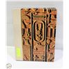 Image 1 : LARGE HARDCOVER ILLUSTRATED ANCIENT EGYPT
