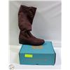 Image 1 : NEW BZEES BRANDY LADIES BOOTS, SIZE 10W