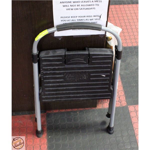 SMALL STEP STOOL (HANDY FOR IN THE KITCHEN)