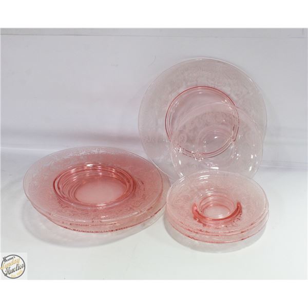 8 MATCHING FOSTORIA VERSAILLES GLASS PLATES - HAND