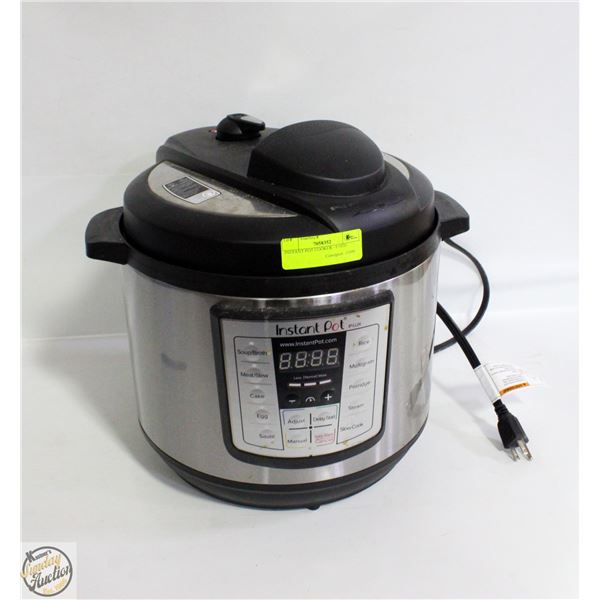 INSTANT POT COOKER - USED