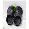 Image 1 : POLICE SEIZURE: NEW CROCS SIZE 9