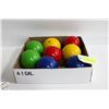 Image 1 : SET OF 8 ITALIAN LAWN 4 COLOR BOWLING BALLS