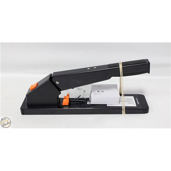 INDUSTRIAL STAPLER WITH STAPLES NEW IN BOX