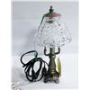 Image 1 : HEAVY CRYSTAL GLASS TABLE LAMP