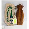 Image 1 : TWO WOOD CRIBBAGE BOARDS HAWAII & CANADA