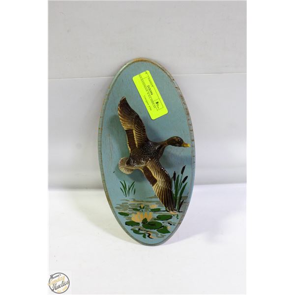 1940S HANDMADE WALL DISPLAY