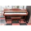 Image 1 : YAMAHA CLAINOVA CLP-240 DIGITAL PIANO - LARGE