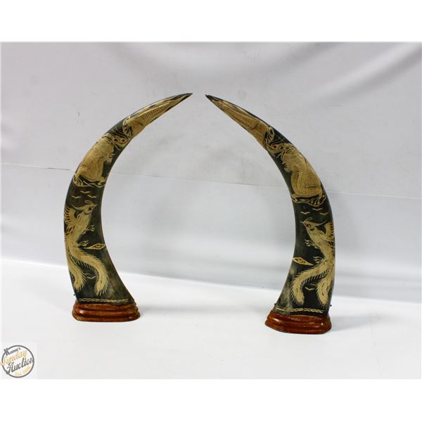 CARVED BUFFALO HORNS DRAGON SET